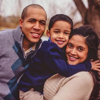 Round Lake, IL Family Photographer