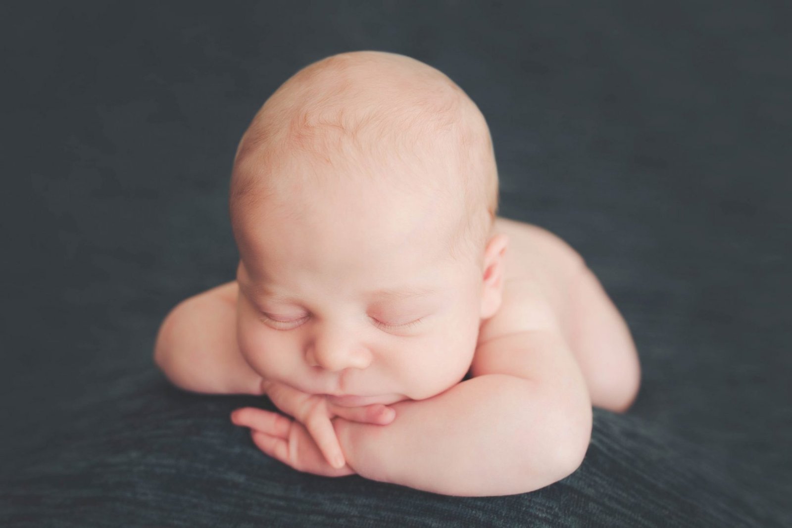 Thousand Oaks Newborn Photographer
