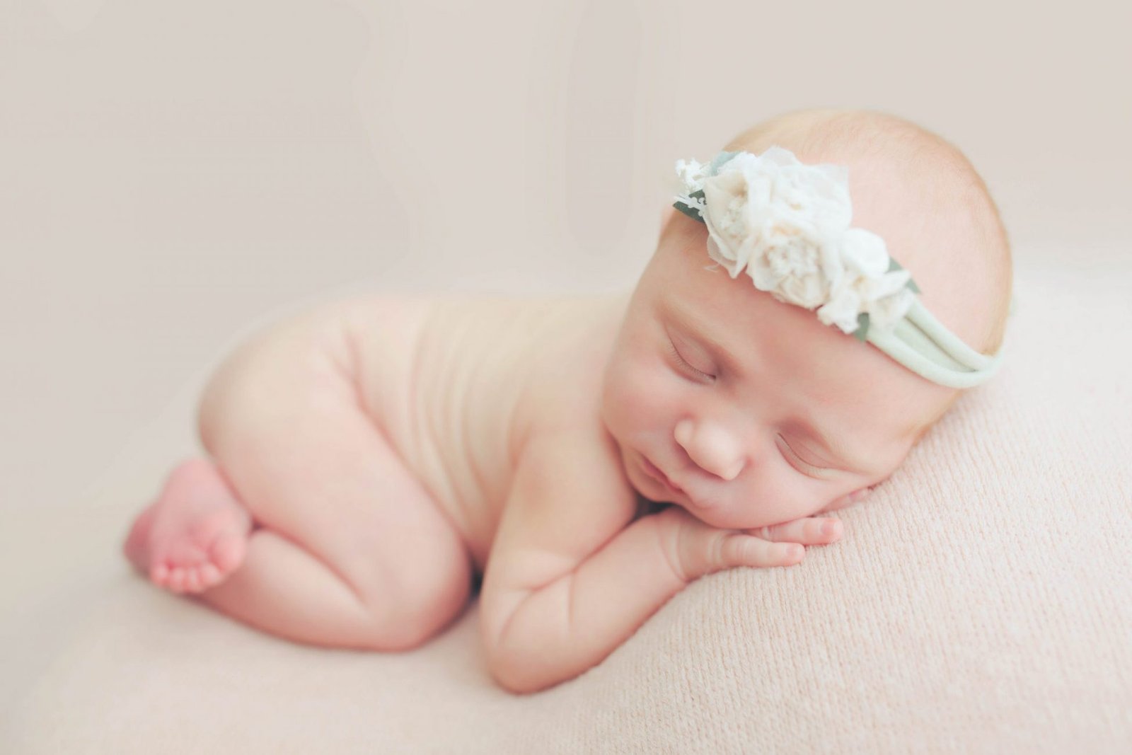 Thousand Oaks Newborn Photographer